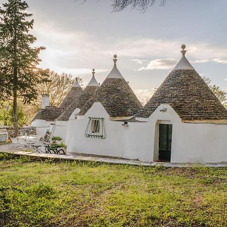 Ad Un Passo Da Cisternino - Trulli Con Foresta, Bici E Barbecue צ'יסטרנינו מראה חיצוני תמונה