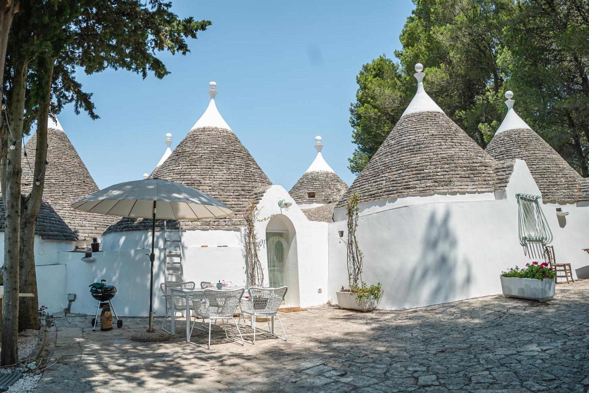 Ad Un Passo Da Cisternino - Trulli Con Foresta, Bici E Barbecue צ'יסטרנינו מראה חיצוני תמונה